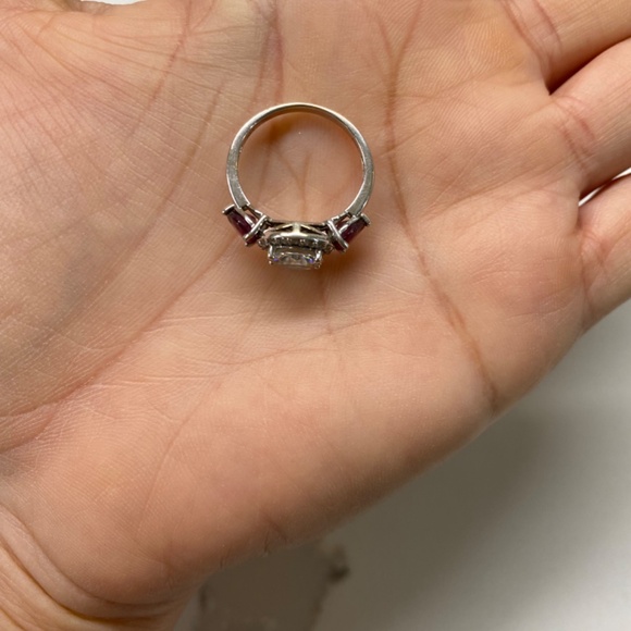 Beautiful and rare Moissanite and garnet ring - Picture 6 of 8